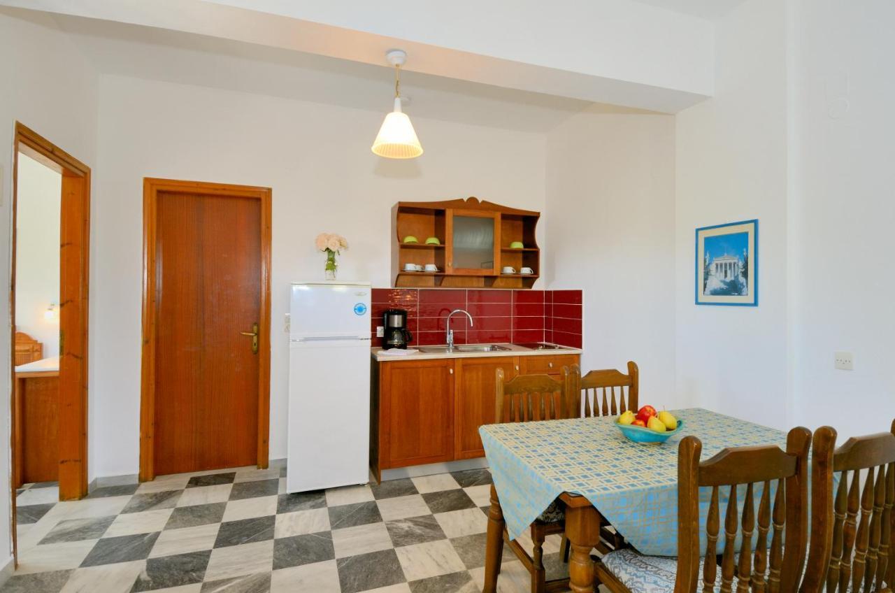 Agrilionas Hotel Marathokampos Bagian luar foto